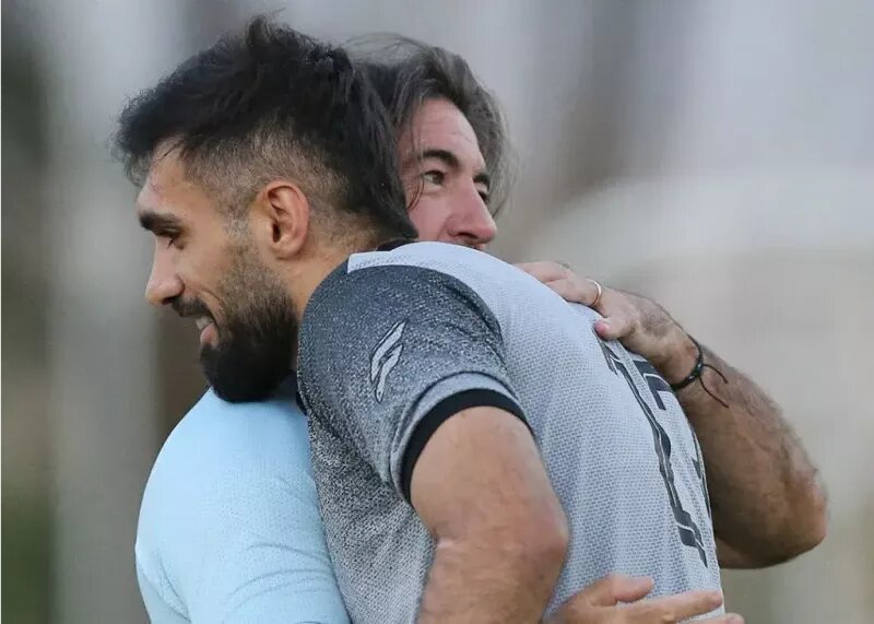  حذف یک عکس از تلگرام باشگاه استقلال!
 